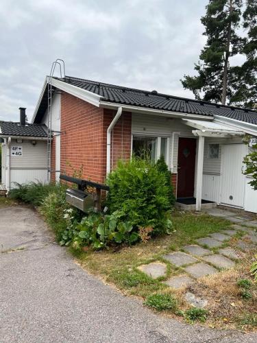 Cozy two bedroom Apartment with Sauna and a back yard - Vantaa