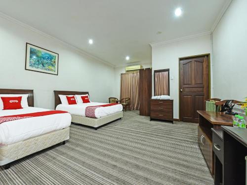 Guestroom, Capital O 90434 Marmoris House in Tok Jembal / Gong Badak
