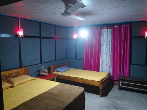 Guestroom, NotOnMap - Singyen Homestay in Mangan