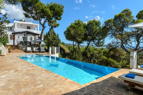 Villa La Piedra Ibiza