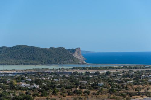 Villa La Piedra Ibiza