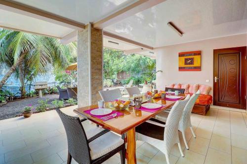 Létesítmények, Tahiti beach house in Arue
