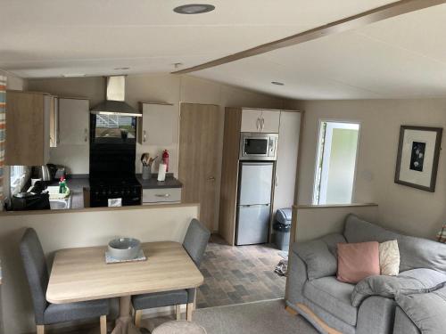 Tranquil Retreat at River Valley Country Park in Sancreed