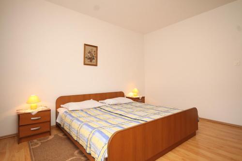 One-Bedroom Apartment with Terrace image 8