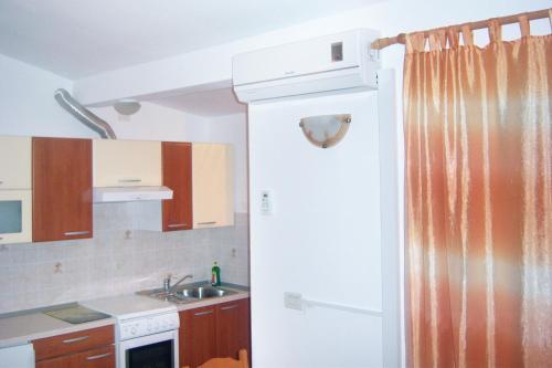 Apartments by the sea Podgora Makarska - 2593 - image 9