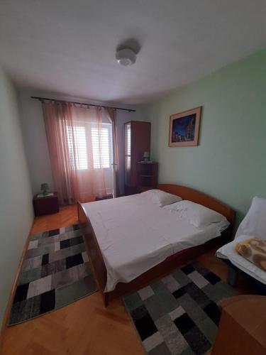 Two-Bedroom Apartment with Terrace and Sea View image 10