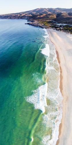 A környék, Villas Pedroso: nature, mountains and the ocean in Charneca