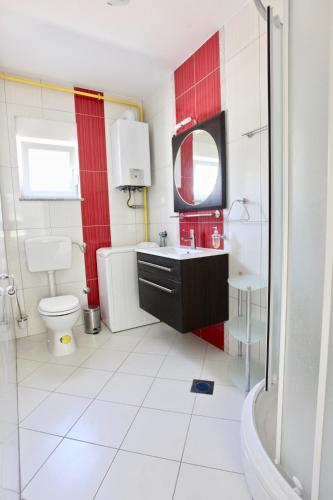 Apartments by the sea Sveti Filip i Jakov Biograd - 14817 - image 13