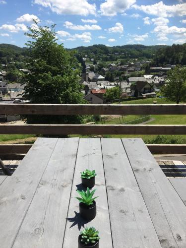 Kilátás, Maison Castor in Alle