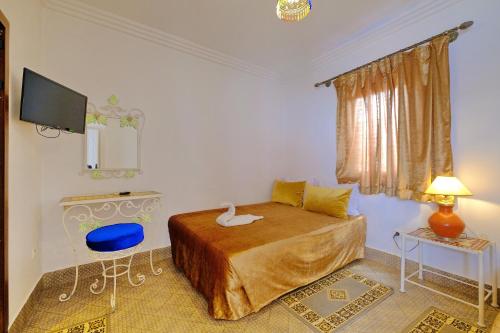 room detail thumbnail 1