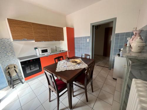 Kitchen, Tripolitania in Minusio