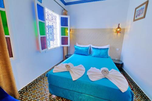 room detail thumbnail 1