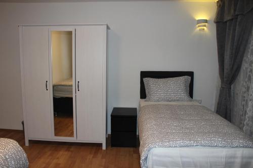 Hotel Garni Emir - image 13