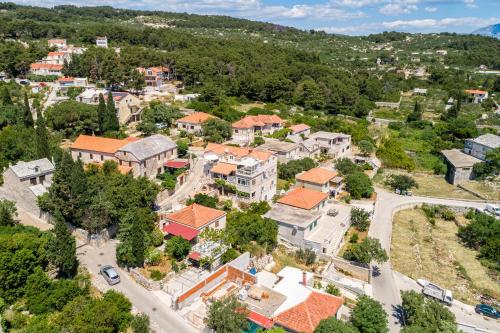  Apartments by the sea Sumartin, Brac - 2952 in Sumartin