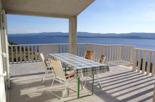Erkély/terasz, Apartment Vela Farska 2897b in Nerezisca