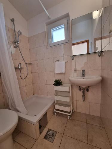 Studio Duce 2821a - image 5