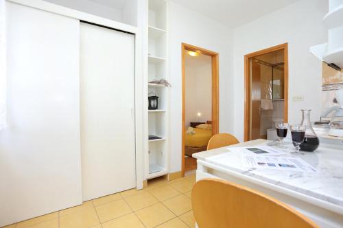 Apartment Postira 2913b - image 6