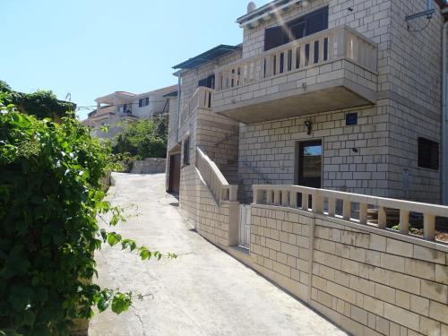  Apartments by the sea Sumartin, Brac - 2951 in Sumartin