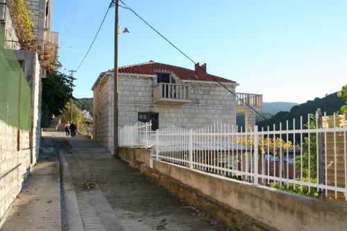  Apartments by the sea Povlja, Brac - 2954 in Povlja