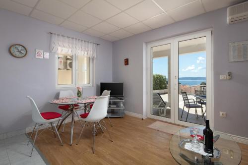 Létesítmények, Apartments by the sea Sumartin, Brac - 2940 in Sumartin