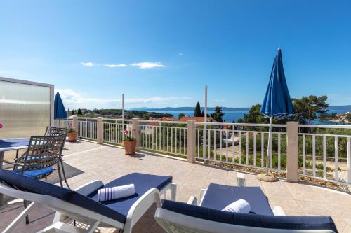 Erkély/terasz, Apartments by the sea Sumartin, Brac - 2940 in Sumartin