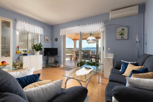 Apartments by the sea Sumartin, Brac - 2940 in Sumartin