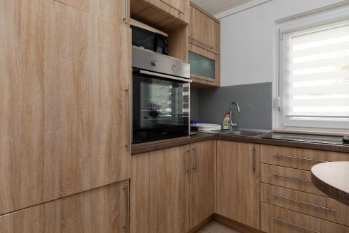 Two-Bedroom Apartment with Terrace and Sea View image 9