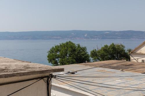 Two-Bedroom Apartment with Terrace and Sea View image 4