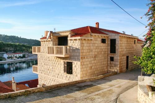  Apartments by the sea Povlja, Brac - 2958 in Povlja