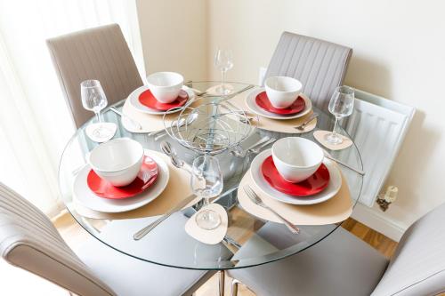 Instalaciones, Resource Homes in Bolton