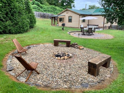 Hidden Gem Location, Privacy, Game Room, Hot Tub, Fire Pit, Flat Lot Family Fun, Sevierville (fotografie 3)