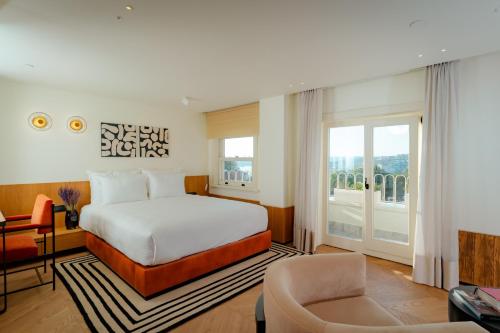 room detail thumbnail 0