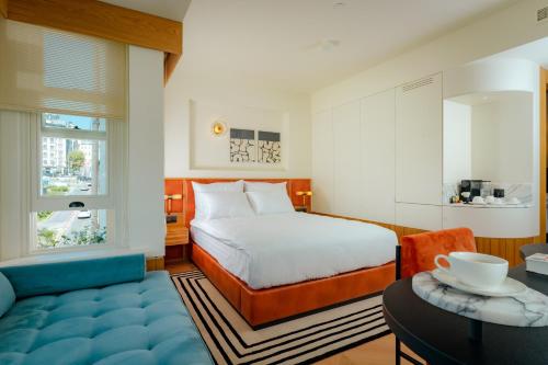 room detail thumbnail 0