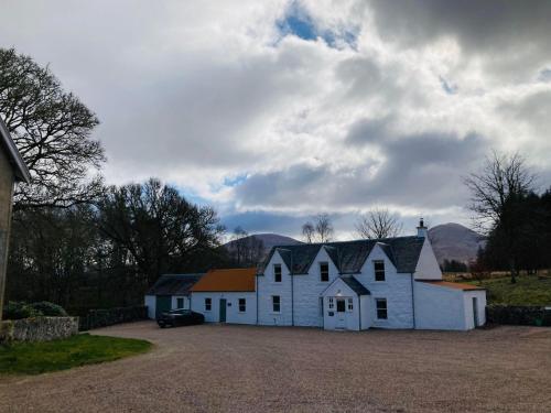 B&B Spean Bridge - Stalker's Cottage - Bed and Breakfast Spean Bridge