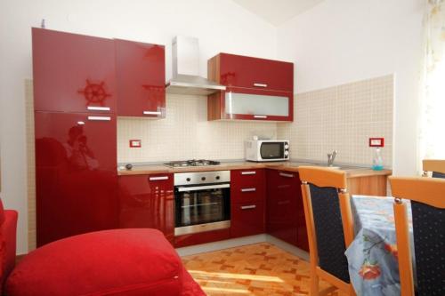 Konyha, Apartments and rooms with a swimming pool Babici, Umag - 3046 in Babici