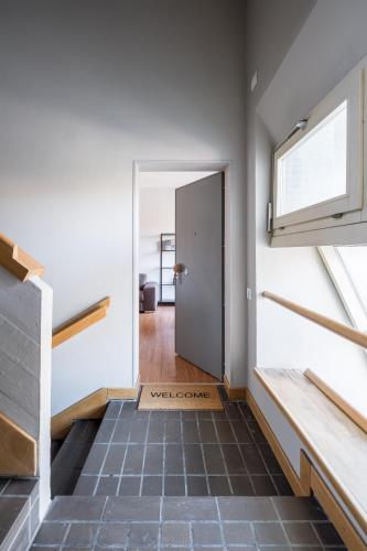 Entrance, Tagliacozzi Suite in East Bologna