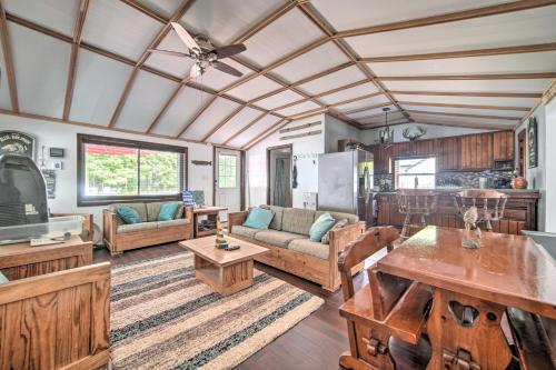 Jamestown Retreat with Hot Tub - Walk to Lake! in Hartstown, USA