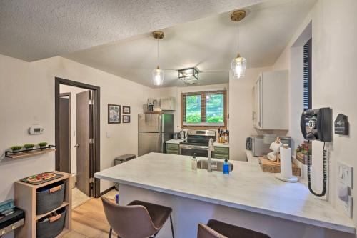 Family-Friendly Galena Townhome with Community Pools in Galena, USA