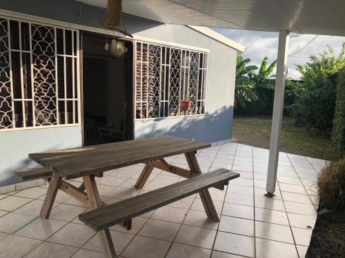 Удобства, T2 à Convenance (T2 a Convenance) in Baie-Mahault