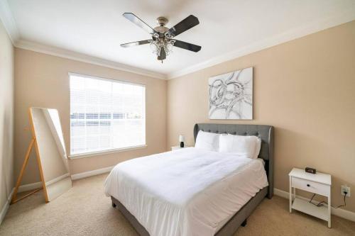 Uptown Escape - Modern, 1BD Apt near the Galleria in Houston, USA