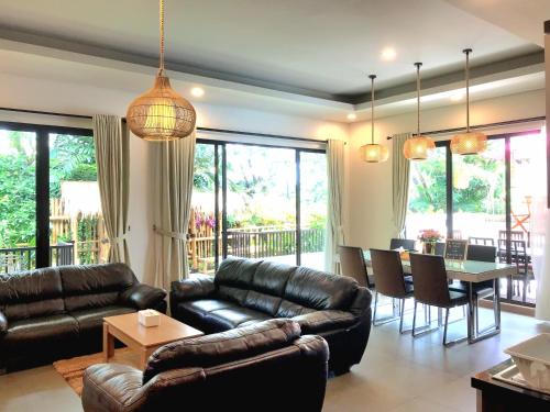 THE OASIS 4BR Private Pool Pet-Friendly Villa Vimala Hills