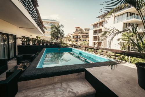 Aldea Thai Beachfront Condos