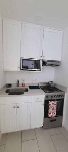 LA CASITA, Cute and Homey Private Studio in Miami, USA