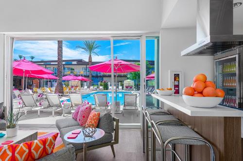 Restaurant, The Paloma Resort in Cathedral City (CA)