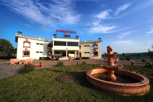 Shree Kaya Resort, Bada Malhera, Chattarpur