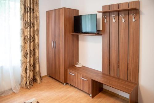 2 twin beds