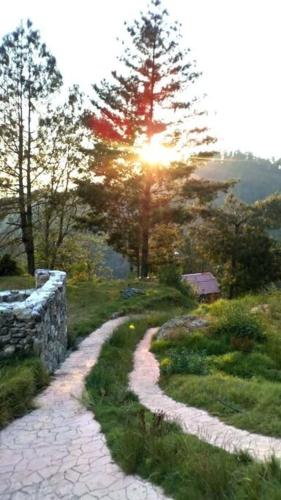 Cabaña con Bañera en Puesta de Sol