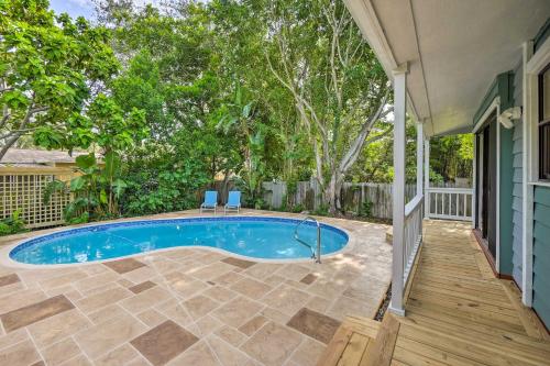 Tarpon Springs Home with Pool Less Than 2 Mi to Beach! in Tarpon Springs (FL)