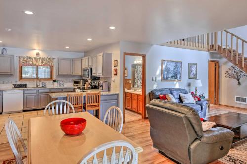 Pet-Friendly Tobyhanna Home with Dock and Lake Views! in Tobyhanna, USA