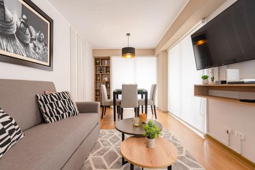 ALU Apartments - Limit with Miraflores Panoramic City View